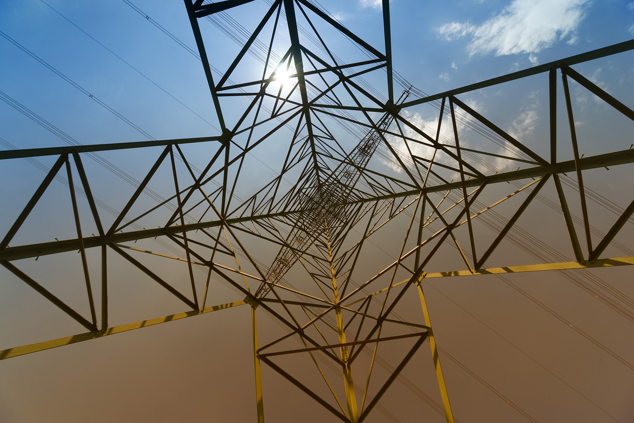 Addressing Common Misconceptions About Green Energy Solutions